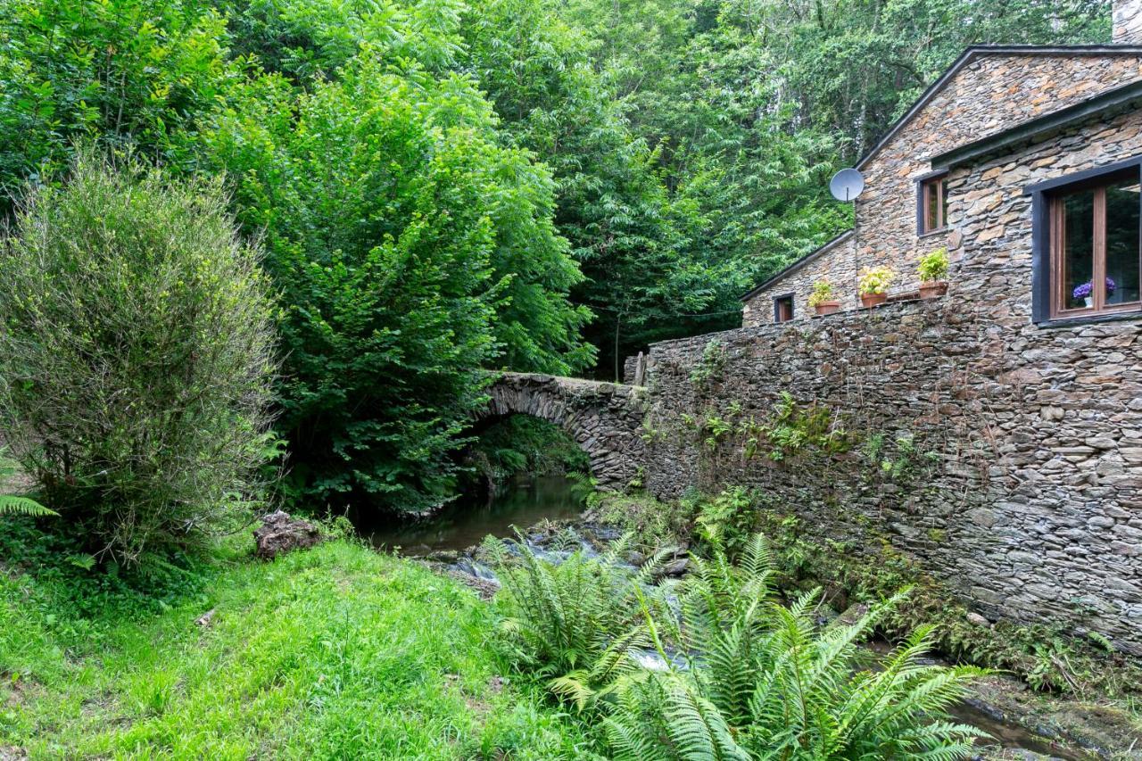 Casas Del Molino - Muinos Do Mainzoso Turismo Rural Paderne 外观 照片