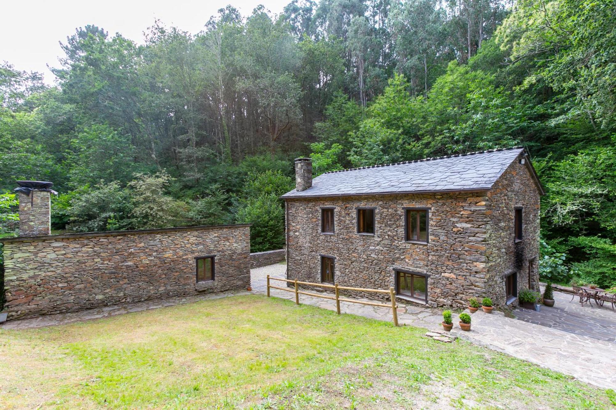 Casas Del Molino - Muinos Do Mainzoso Turismo Rural Paderne 外观 照片